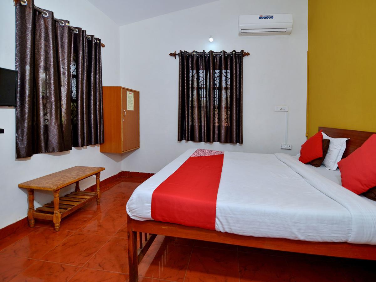 Oyo 10174 Kanta Guest House Baga Exterior foto
