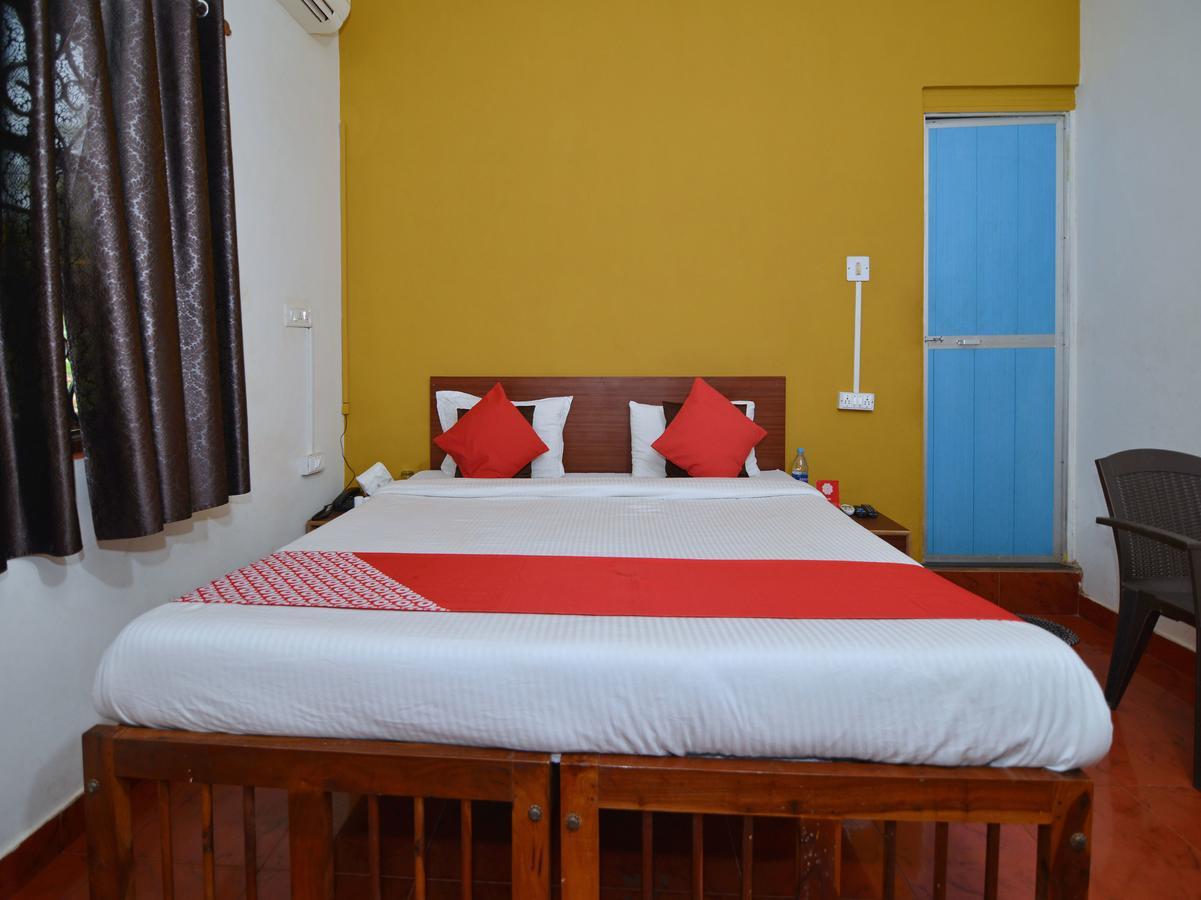 Oyo 10174 Kanta Guest House Baga Exterior foto