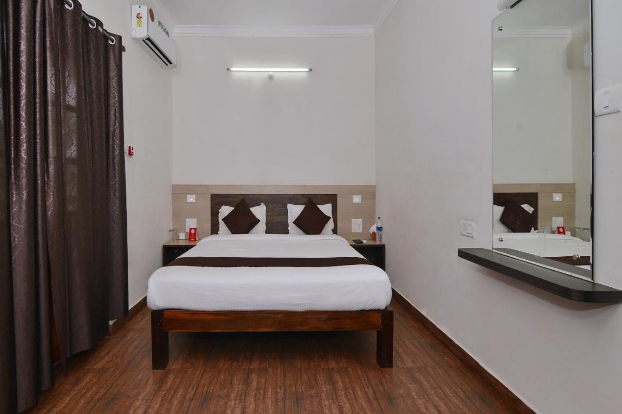 Oyo 10174 Kanta Guest House Baga Exterior foto